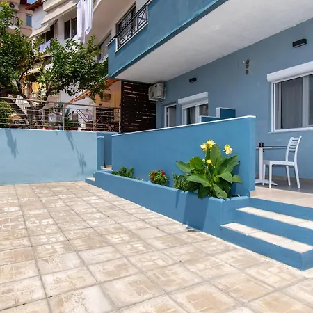 Unique Aura Luxury Aparthotel