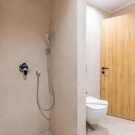 Unique Aura Luxury 3*