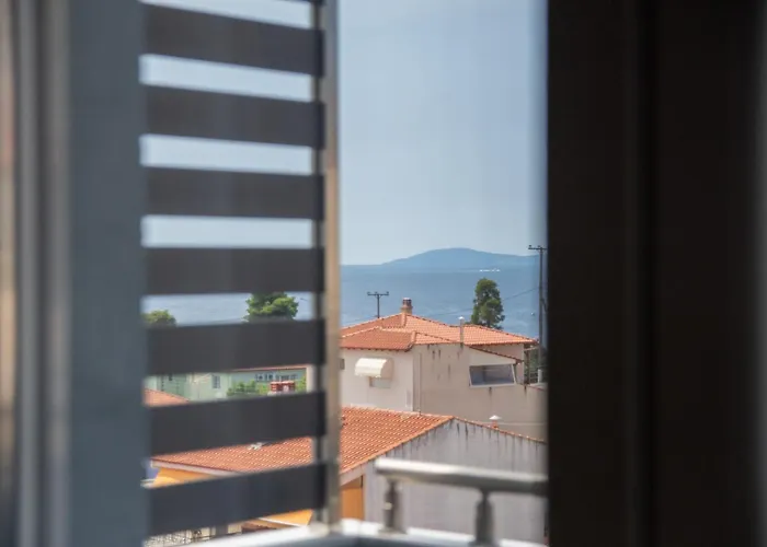 Apartahotel Unique Aura Luxury Neos Marmaras