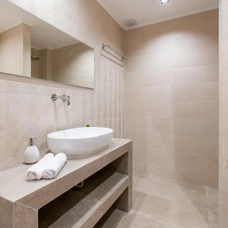 Unique Aura Luxury Hotel apartamentowy