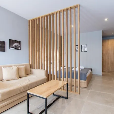 Unique Aura Luxury